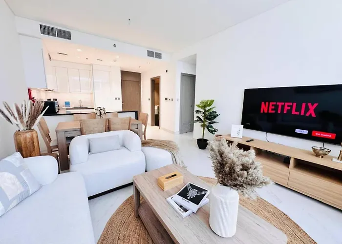 Fully Furnished 1Br W Relaxing Lagoon View